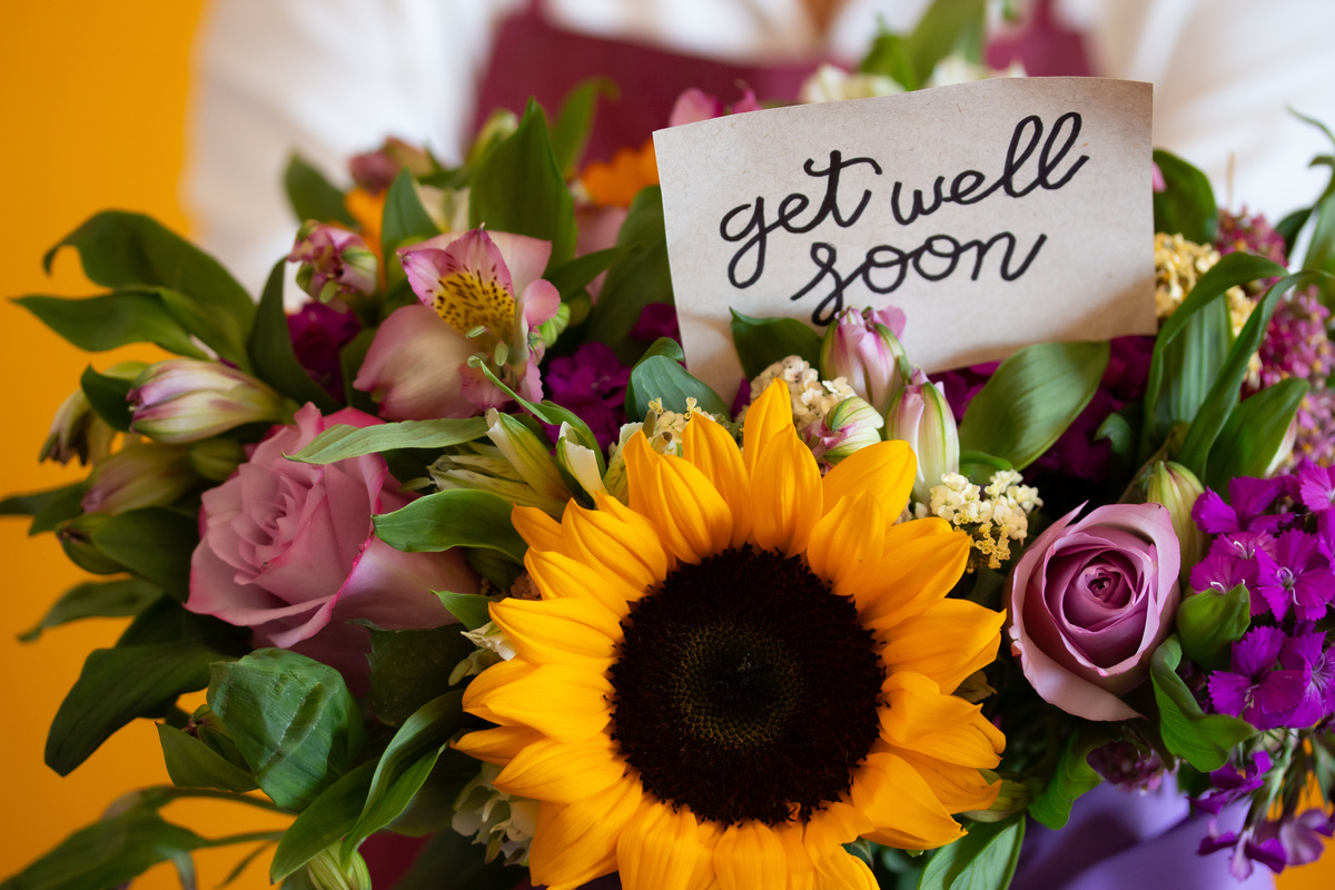 Get well soon gifts + Hospital / Operation
